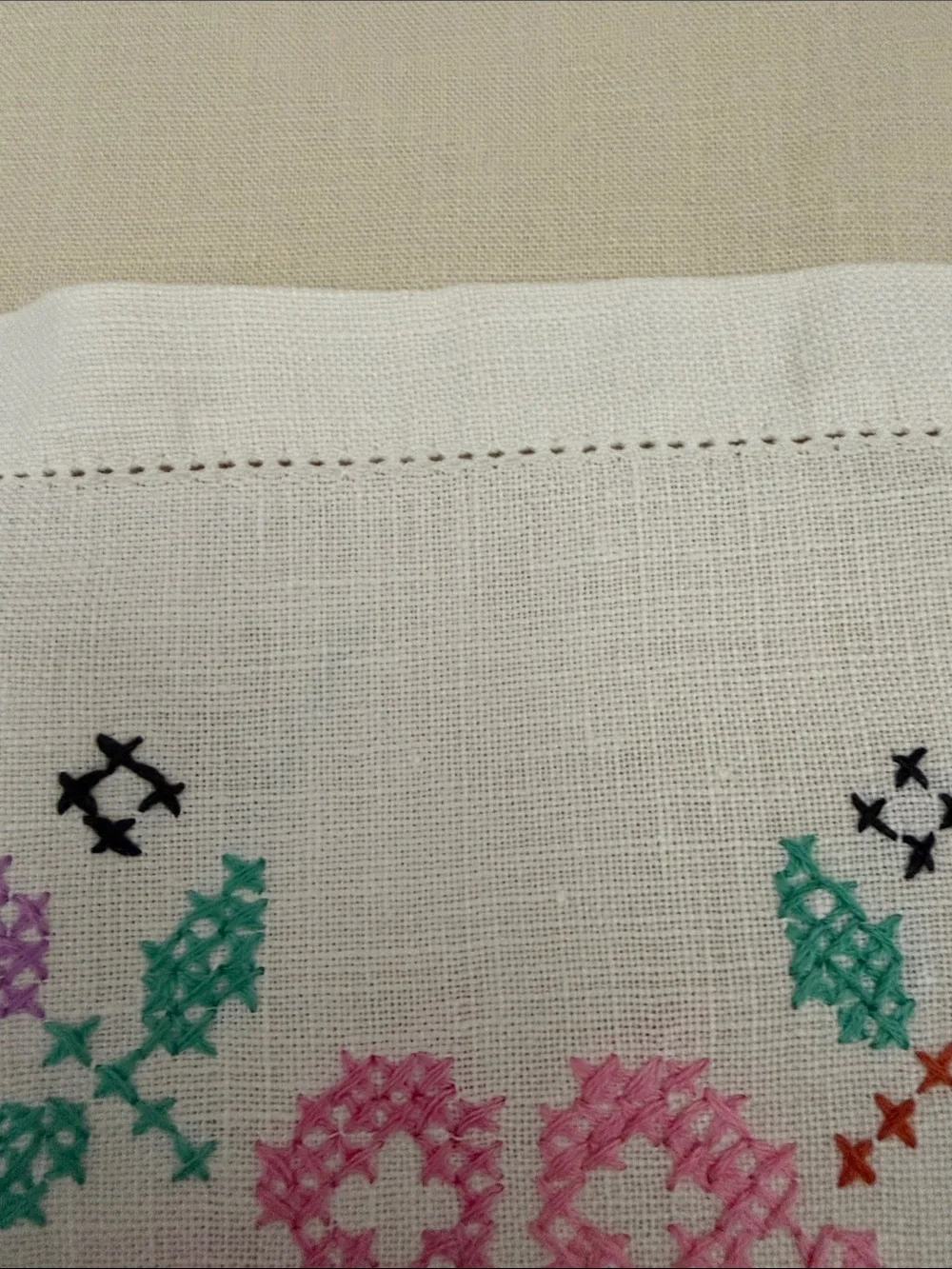 Embroidered Floral Linen Table Runner - Pink & Green